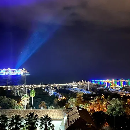 Bilocale Vista Mare E Parcheggio Privato Appartement San Remo