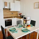 Apartment Bilocale Vista Mare E Parcheggio Privato *